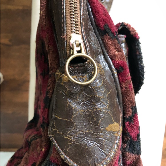 Vintage Spanish Carpet Bag - Picture 5 of 11